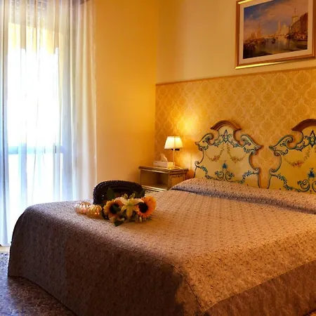 Aparthotel Venice Lion - Vespucci 5*
